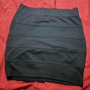 Black Mini skirt. Size large. Stoorh Studio.